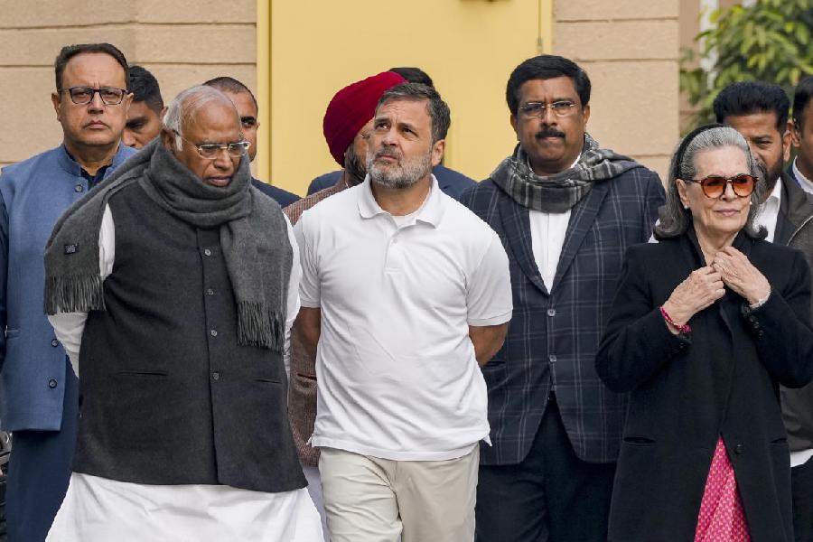 Congress President Mallikarjun Kharge with LoP in the Lok Sabha and party leader Rahul Gandhi, party MP Sonia Gandhi and others arrives for the Congress Working Committee (CWC) meeting