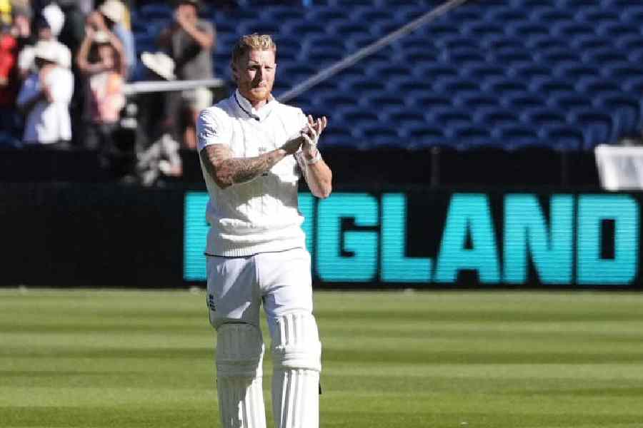 Ben Stokes applauds fans at the MCG after the fourth Test ended in two days,on Saturday.