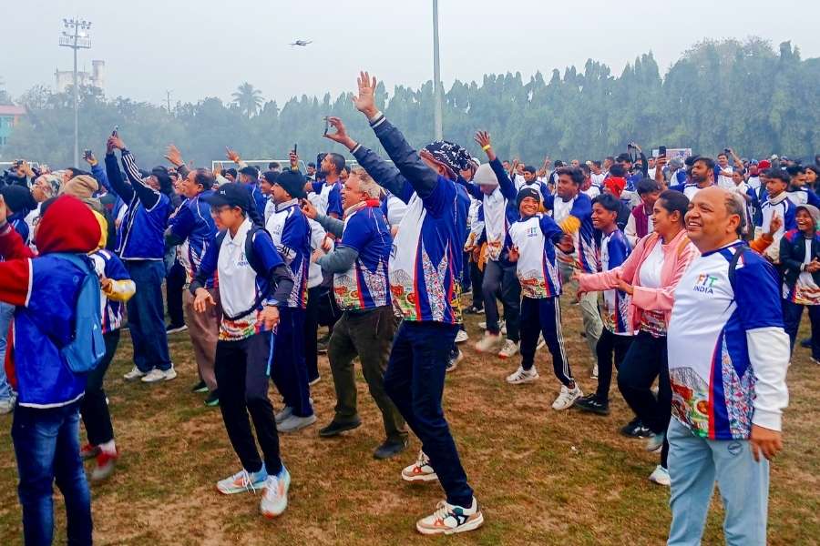 Besides Kolkata, Fit India Sundays on Cycle was organised at over 10,000 locations across the country