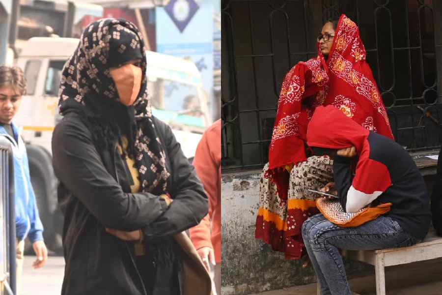 People with the mask