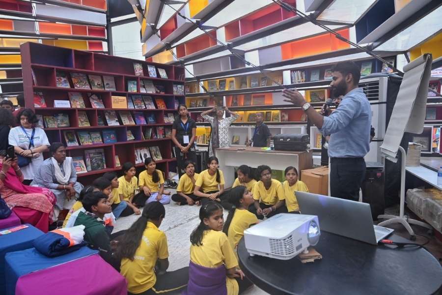 Students were seen participating in an engaging conversation inside the pavilion 