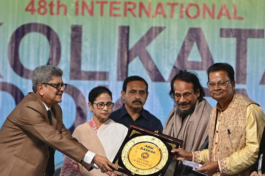 The 48th edition of the International Kolkata Book Fair was inaugurated at the Mela Prangan in Karunamoyee, Salt Lake, on January 28 (Tuesday). The annual book fair, first held in 1976, is Asia’s largest non-trade book fair and also the most attended book fair in the world