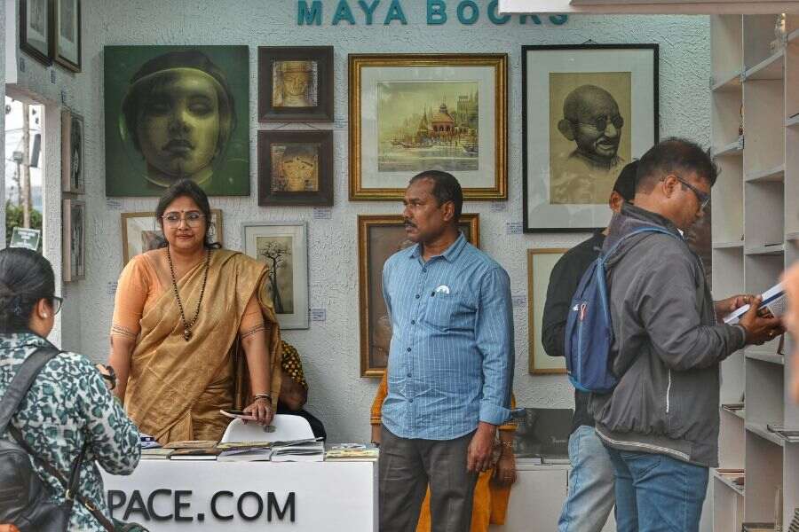 Madhuchhanda Sen (left), wife of state tourism minister Indranil Sen, was captured interacting with bibliophiles at the stall of Maya Books on February 2. Madhuchhanda Sen is the creative force behind Maya Art Space