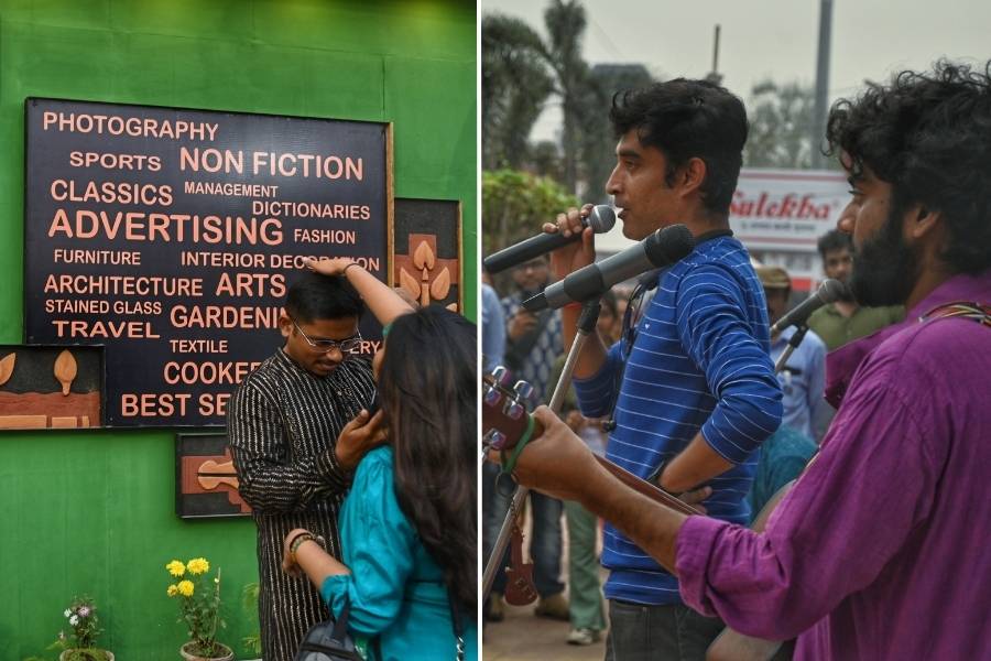 From candid moments to live music gigs — the weekend was a milieu of uplifting moments at the Kolkata Book Fair