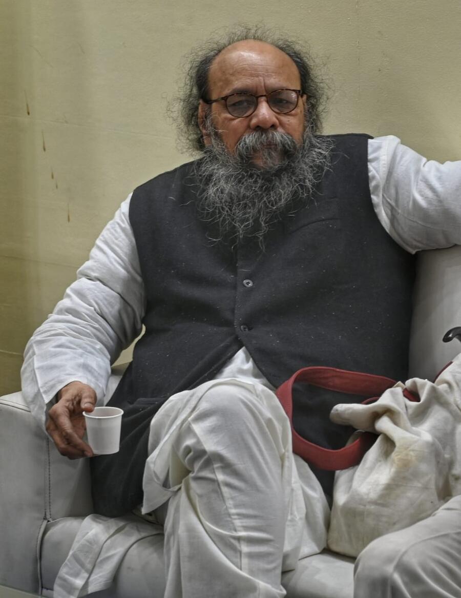 Veteran poet Joy Goswami was felicitated by the Publishers and Booksellers Guild on Senior Citizens’ Day