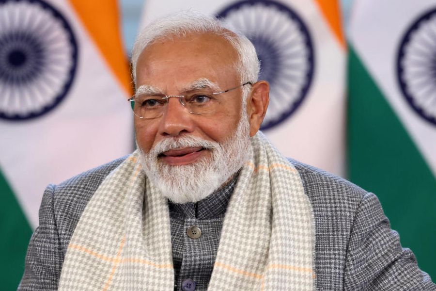 Prime Minister Narendra Modi (left), Amit Shah (right)