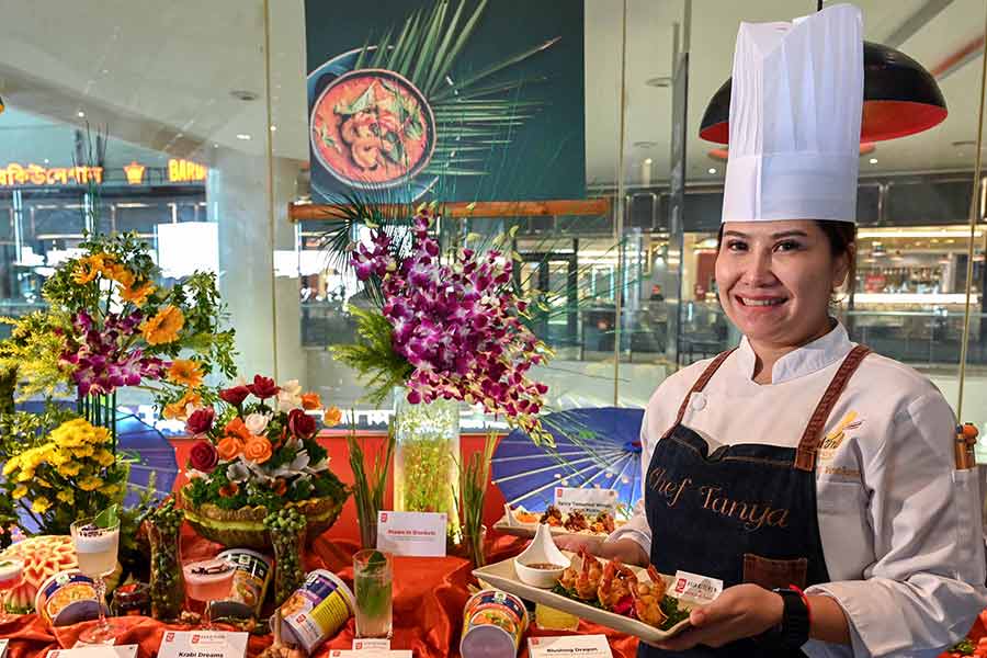 The region’s authentic flavours are brought to the city by Chef Tanya, who has deep-rooted expertise in Thai cuisine. She has curated a menu featuring traditional recipes made with fresh ingredients. Introducing the menu to My Kolkata, she said, ‘I have included all my favourite dishes — the ones we usually make at home. When we think of Thai food, we often think of the seafood popular in the southern coastal regions. But in the north, the food primarily comprises noodle soups, grilled meat and more, cooked with fresh herbs and local spices’