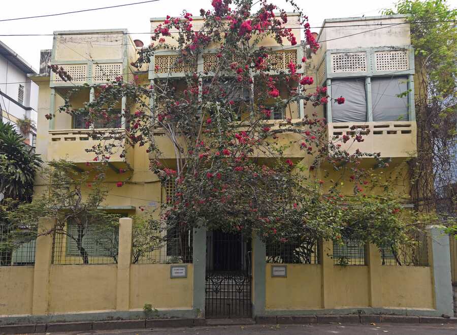 The residence of Dr Sisir Bose, the nephew of Netaji Subhas Chandra Bose, at 90, Sarat Bose Road, will soon be declared a heritage building. The mayoral council of the Kolkata Municipal Corporation (KMC) decided last week to give the Grade IIB heritage tag to the two-storey house at 90 Sarat Bose Road, built in the 1950s. A Blue Plaque reading: "Residence of Sisir Kumar Bose and Krishna Bose" will be installed at the entry to the house to announce its heritage status.