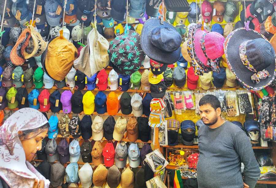 The sale of caps increases at Esplanade as it gets hotter