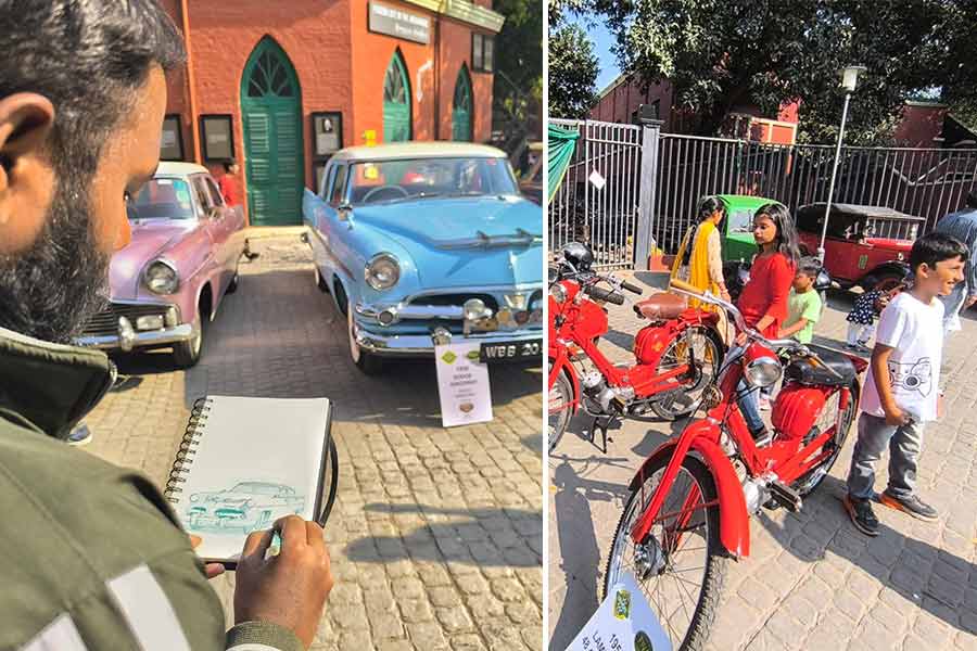 Vintage cars present the perfect opportunity for artists, pictured here is an artist applying the finishing touches to his sketch of the blue Dodge Kingsway 1956. Children too enjoyed the wheels on display as they looked on at these thin motorcycles with intrigue wondering how bikes could be as thin as the cycles they ride
