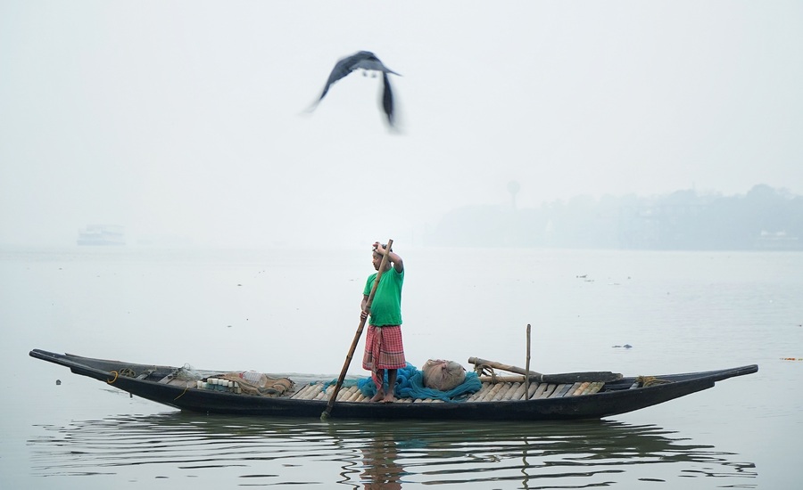 Spring fog envelops the Hooghly river on Monday morning. Light to moderate rainfall is likely to occur in a few places over East Midnapore, West Midnapore, Bankura, North 24-Parganas, South 24-Parganas, Kolkata, Howrah and Hooghly districts in the next few days