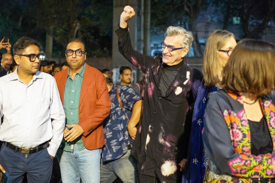 Following the inaugural lamp lighting, Wim Wenders fondly reflected on the themes of joy, longing, and friendship that shaped his Palme d'Or winning film Paris, Texas. 