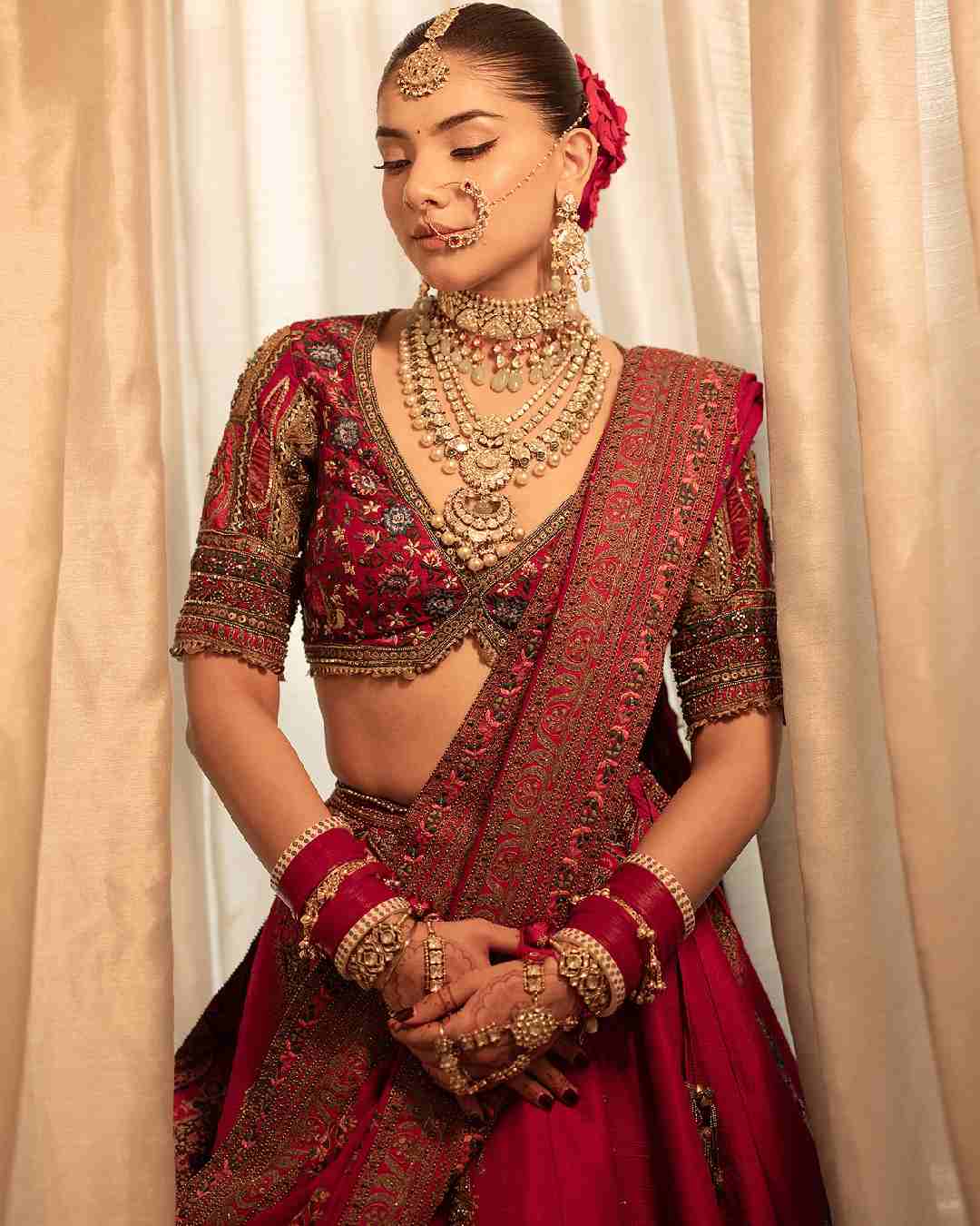 Anuv Jain has tied the knot with his longtime girlfriend Hridi Narang in a private ceremony.