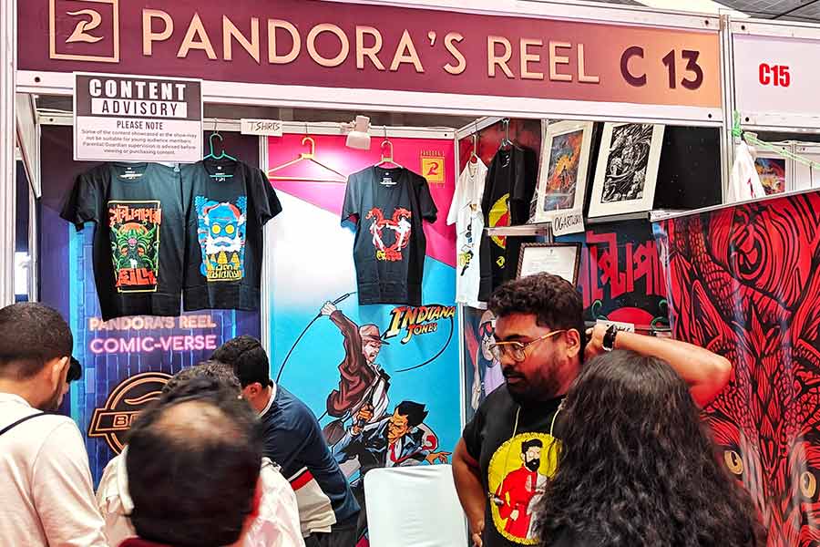 For those who hold Bengali pop culture close to their hearts, Pandora’s Reel showcased collectibles featuring iconic characters like Batul the Great and Professor Shonku