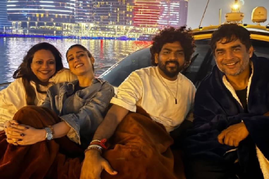 Jawan actress Nayanthara and husband Vignesh Shivan enjoyed a yacht ride in Dubai with actor R. Madhavan and his wife Sarita Birje.