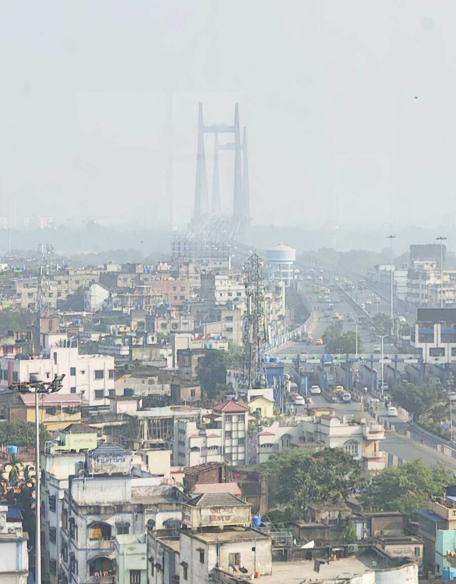 A photograph taken from Nabanna shows mild winter smog enveloping Howrah and Kolkata on Thursday morning