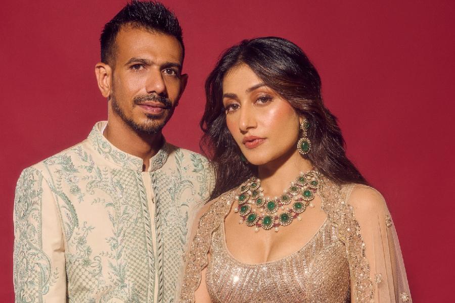 Dhanashree Verma Yuzvendra Chahal | Indian actress unfollows cricketer  husband on Instagram amid divorce rumours - Telegraph India