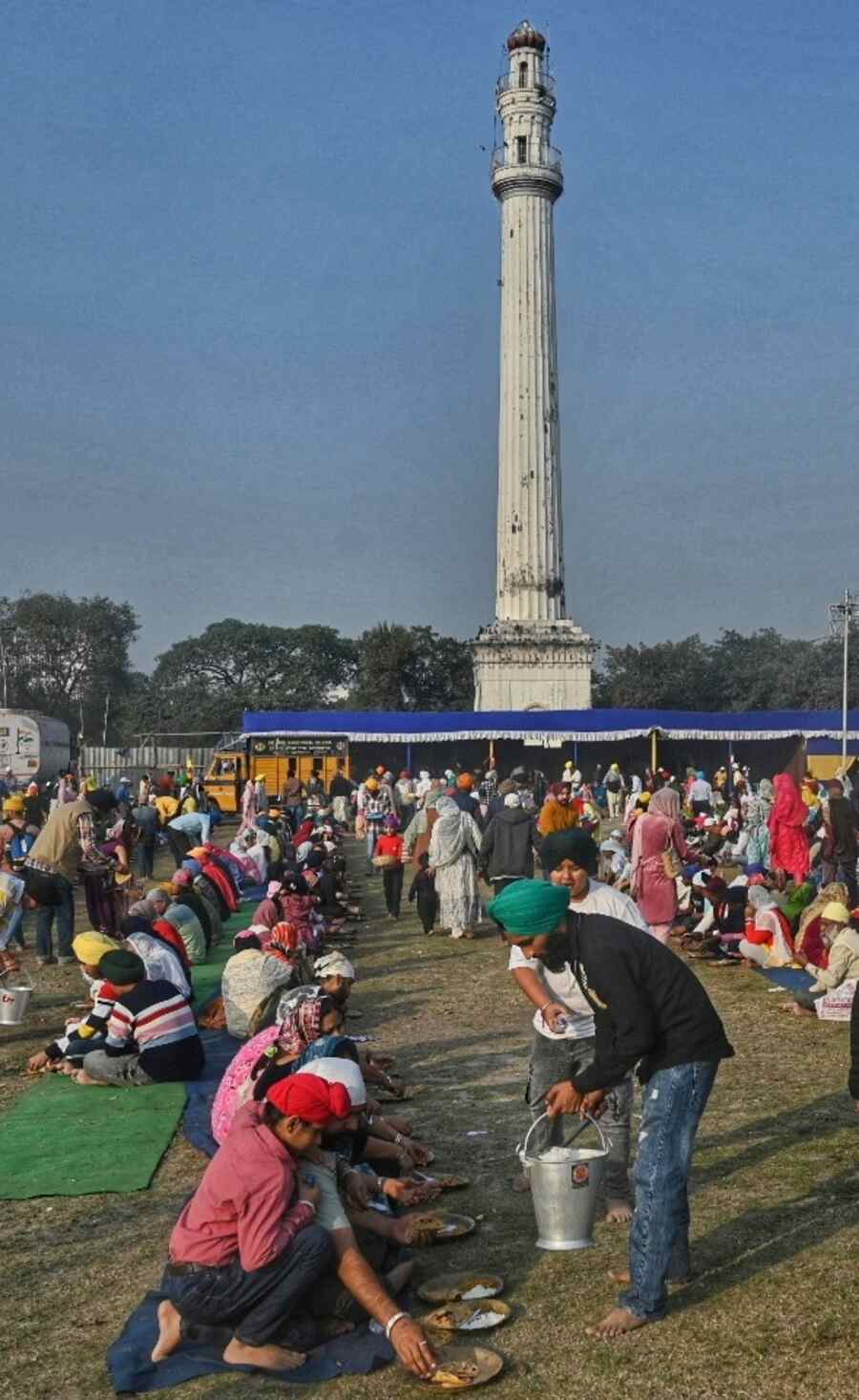 On the occasion of 358th Prakash Purab (birth anniversary) of Guru Gobind Singh, a langar was organised at Shaheed Minar on Monday  