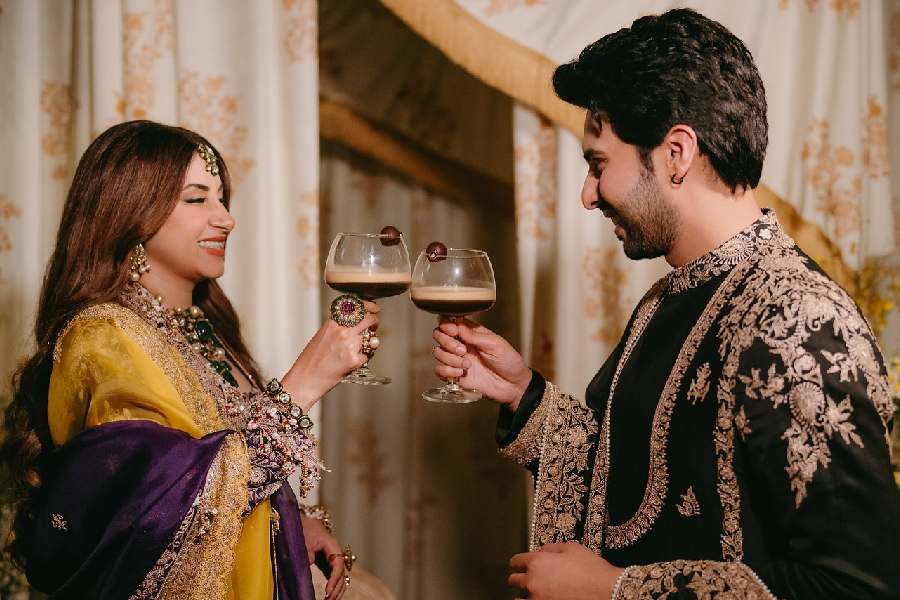Armaan Malik and Aashna Shroff raised a toast to their new journey together. Armaan is known for songs such as Wajah Tum Ho, Bol Do Na Zara and Besabriyaan.