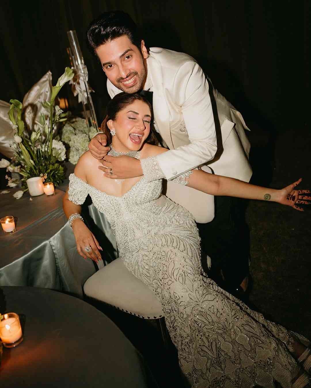 Armaan embraced Aashna, who flaunted her mehendi in a picture. While Aashna is a popular fashion and beauty blogger, Armaan is known for songs such as Wajah Tum Ho, Bol Do Na Zara.