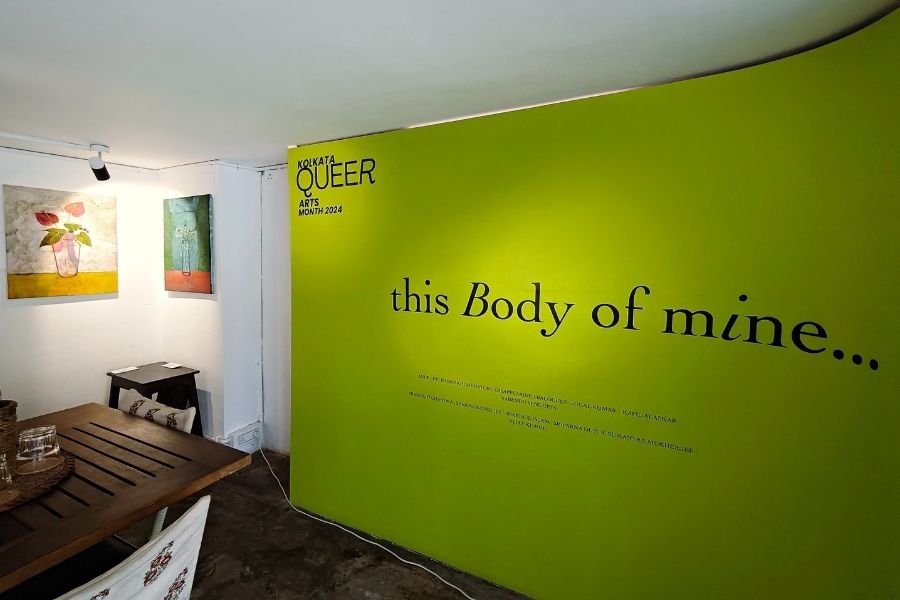 Titled, ‘Ghosts & Ghettos’, this edition was curated by Anindya Hajra and Navonil Das, with a focus on accommodating more voices. “The city went through huge motions of upheaval over the past few months and emotions were raw. We wanted the art to reflect upon the current socio-economic and political climate. At the same time, we wanted to reach out beyond our ghettos or bubbles of comfort to start conversations that wouldn’t have been possible earlier,” said Das