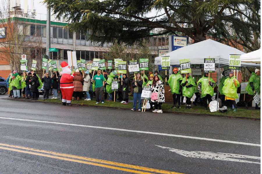 Striking nurses from Oregon Nurses Association form a picket line against Providence Health & Services, in Portland, Oregon, U.S. January 10, 2025. (Credit for all photos: Reuters)