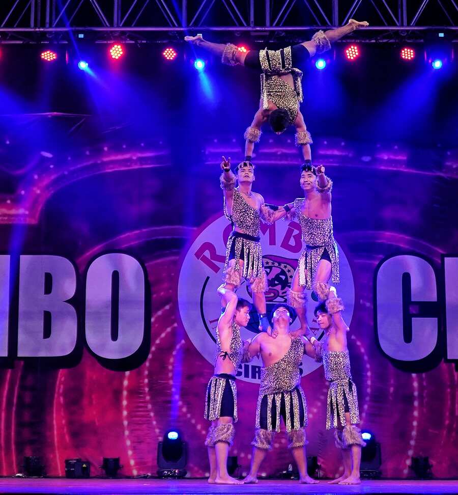 The Manipuri Super Tigers performed some gravity-defying stunts and presented a few spectacular formations, always with a smile on their faces