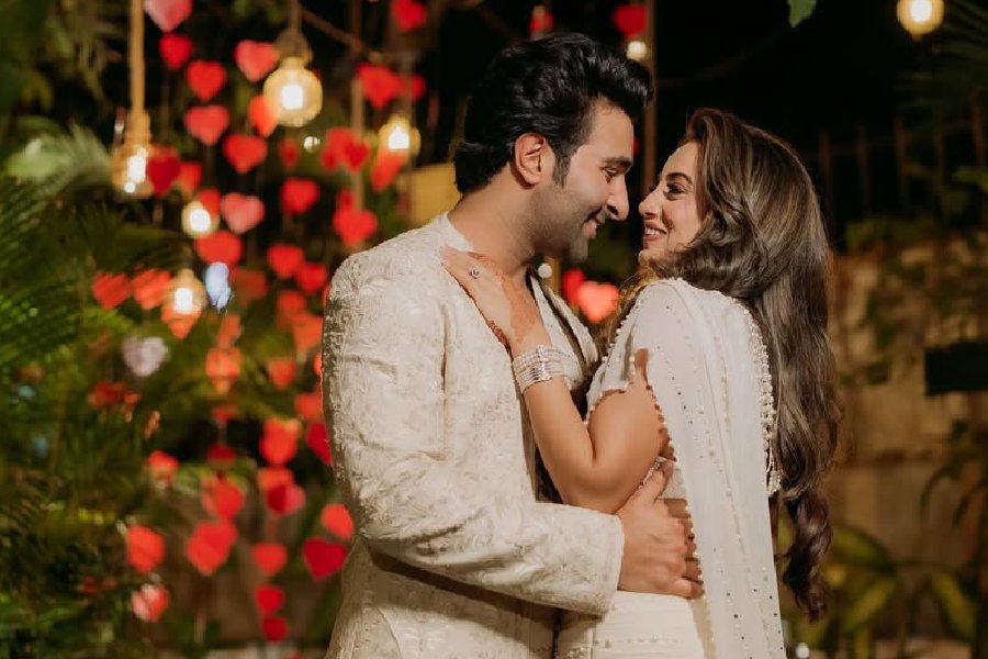 Aadar Jain and Alekha Advani tie the knot in white-themed wedding in Goa