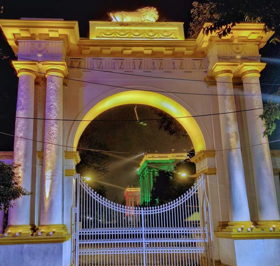 Ahead of Republic Day, Raj Bhavan is illuminated in Tricolour