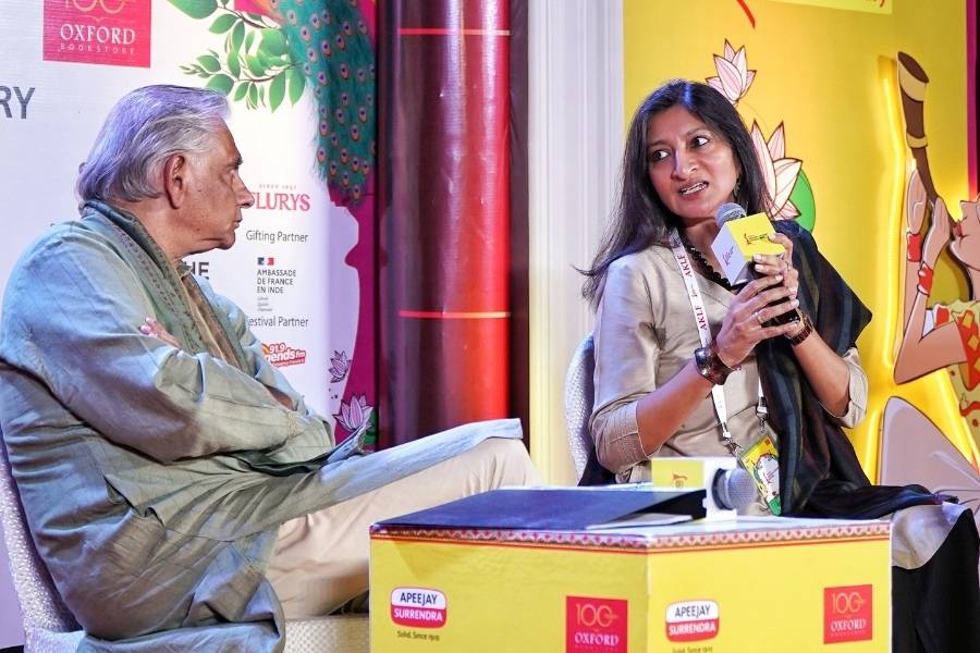 The conversation between Ghosal and Newar shed light on the technicalities of the ghazal form — delving into elements such as the ‘radif’, ‘kafiyah’ and ‘matla’ — and the (im)possibilities of capturing its cadences and tonalities in English. Ghosal shared that Akhtar had once told him: “Never, never translate ghazals. It simply does not lend itself to English poetry.” “So, naturally, I had to,” he laughed
