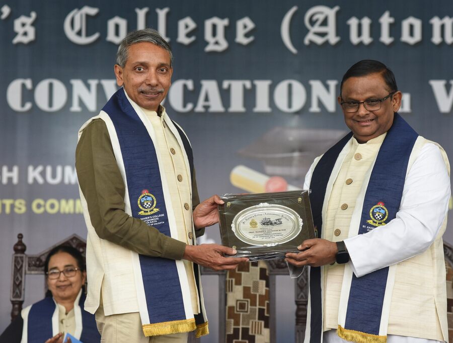 The 18th convocation and valedictory of St. Xavier's College (Autonomous) Kolkata was held on January 16 at the St Xavier's College grounds. UGC chairman Mamidala Jagadesh Kumar was the chief guest of the convocation Santa Dutta (De) Calcutta University vice-chancellor, presided over the ceremony and delivered the convocation address on Thursday
