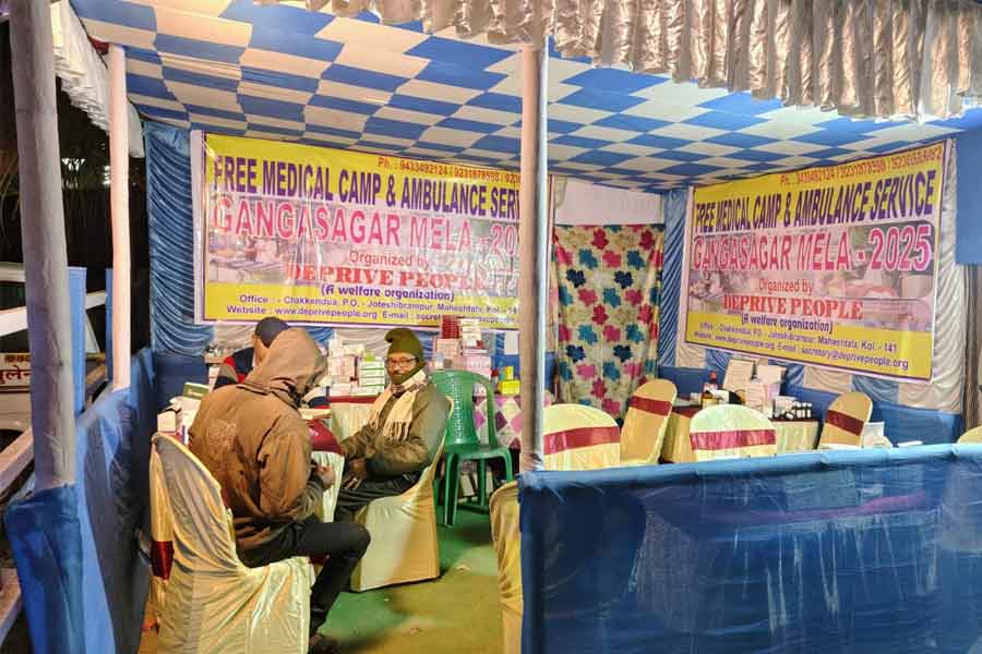 Thousands report to free health camps mainly with the complaint of pain, tiredness and indigestion during the mela