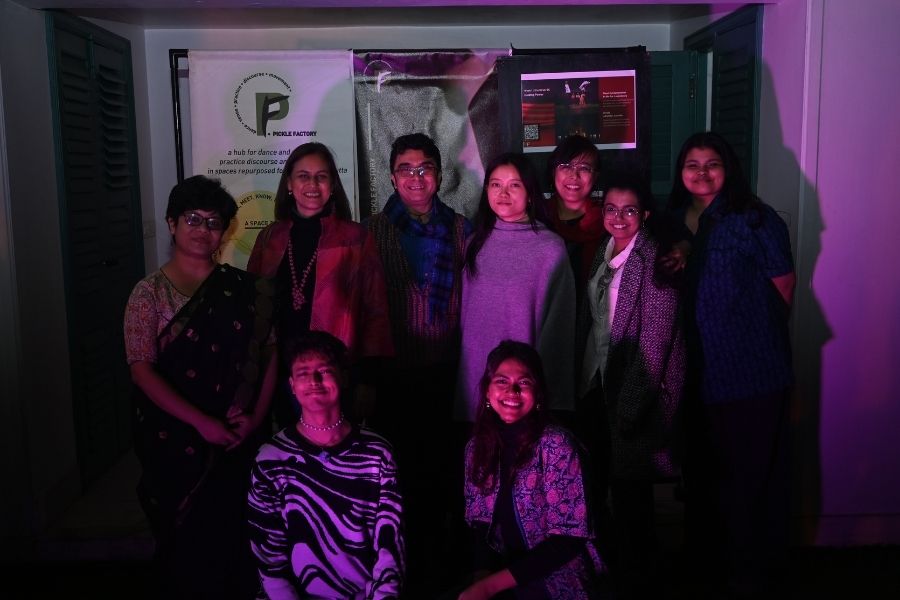 A recipient of the Prakriti Excellence Contemporary Dance Award 2018 for ‘The Chinky Express Comes to Town’, Borang (pictured with the organisers) has performed in Paris, London and at the Serendipity Arts Festival in Goa. Her work delves into themes of ‘othering’ and ‘endurance’, with movement serving as her chosen language. Borang’s connection with Kolkata began during Saraswati Puja in 2023, when she witnessed marginalised youth dancing uninhibitedly on the streets, embodying pure joy