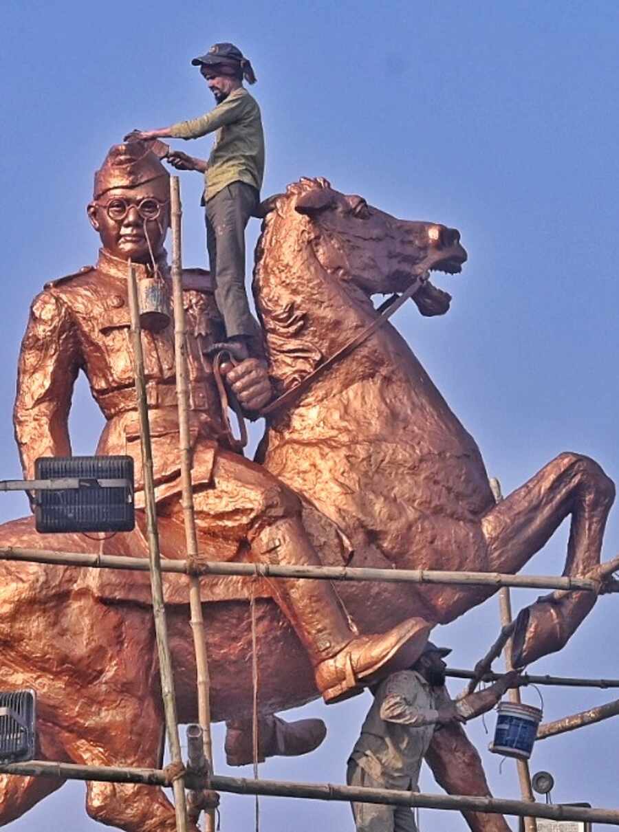 On Sunday, workers clean and restore Netaji’s iconic statue at Shyambazar's five-point crossing ahead of this birth anniversary on January 23 