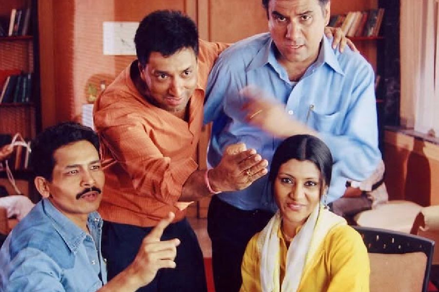 Released theatrically on January 21, 2005, Page 3 also stars Atul Kulkarni, Anju Mahendru and Boman Irani in key roles.  