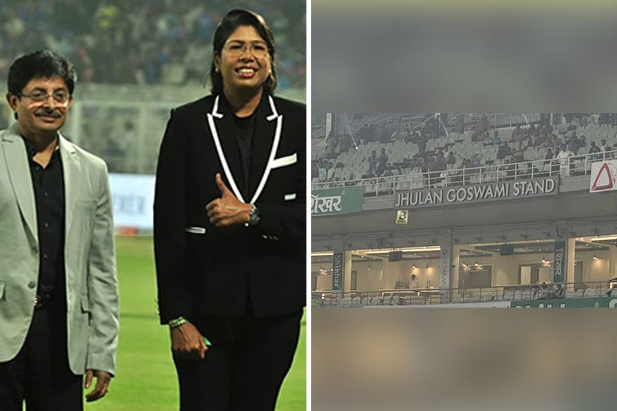 Jhulan unveils the stand named after her at Eden Gardens