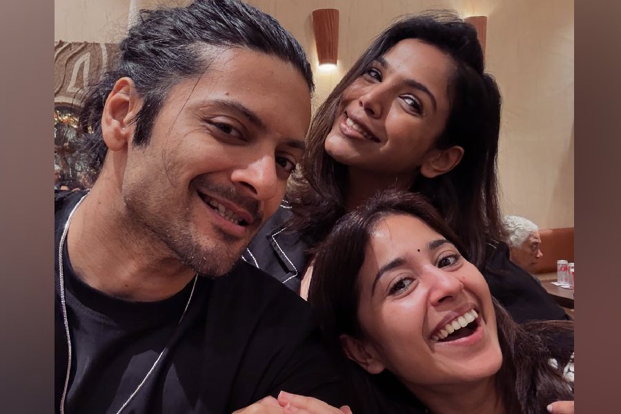 Mirzapur actor Ali Fazal with co-stars Shweta Tripathi and Shriya Pilgaonkar