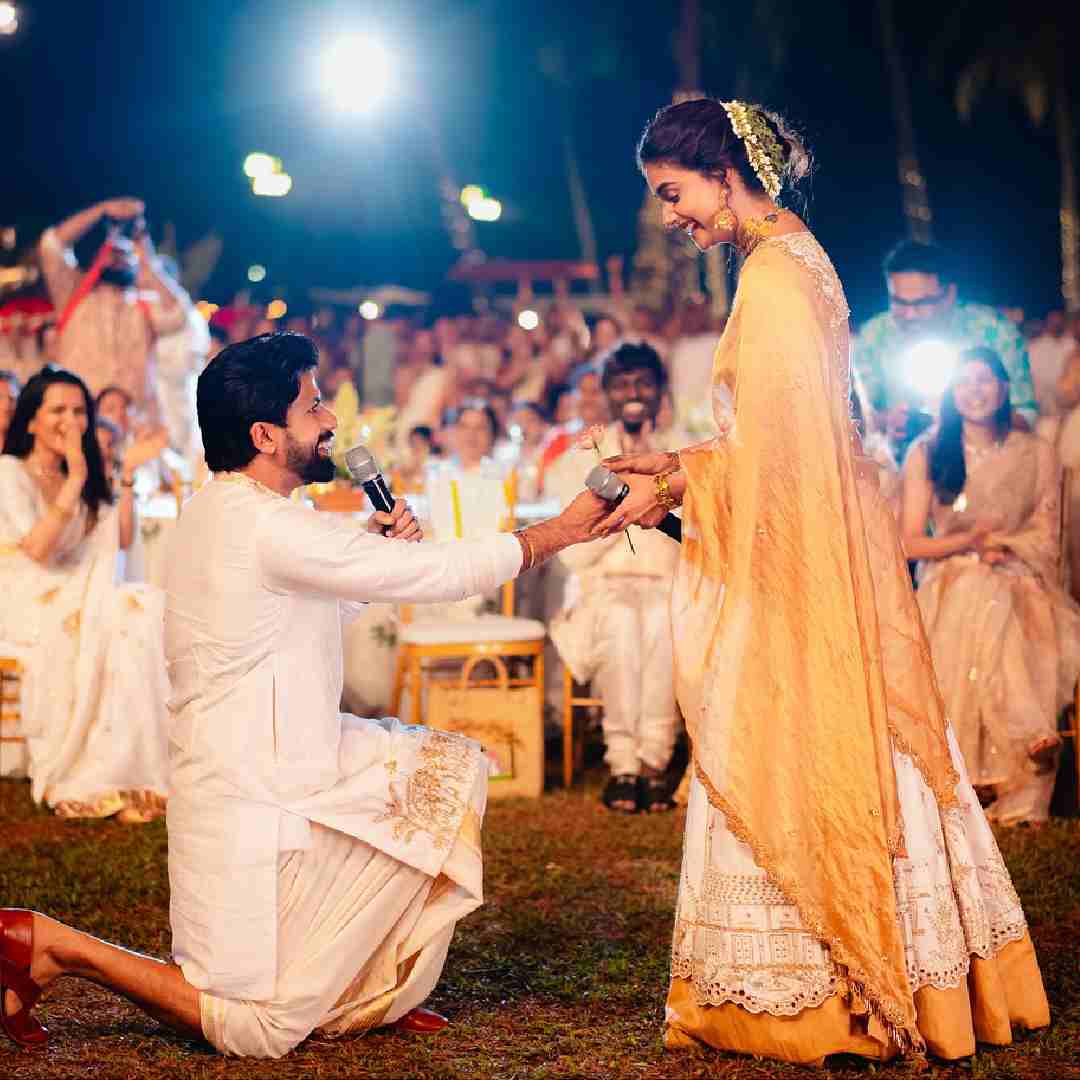Antony went down on one knee to propose to Keerthy during the festivities.  