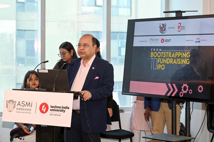 Subrata Dutt, founder and general secretary of Bengal Business Council, who helped to curate the event, kickstarted the discussions with an insight into the Council’s events. Addressing the audience, he said: ‘We have events to foster our growth throughout the year. The events offer a platform for networking amongst the members and we ensure that all is well amongst all our members, in every respect of life, not only business’