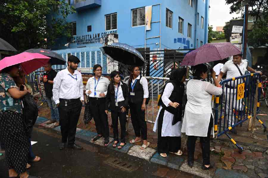South Calcutta Law College at 57, K.N.Sen Road, Kolkata - 42 on Monday afternoon.