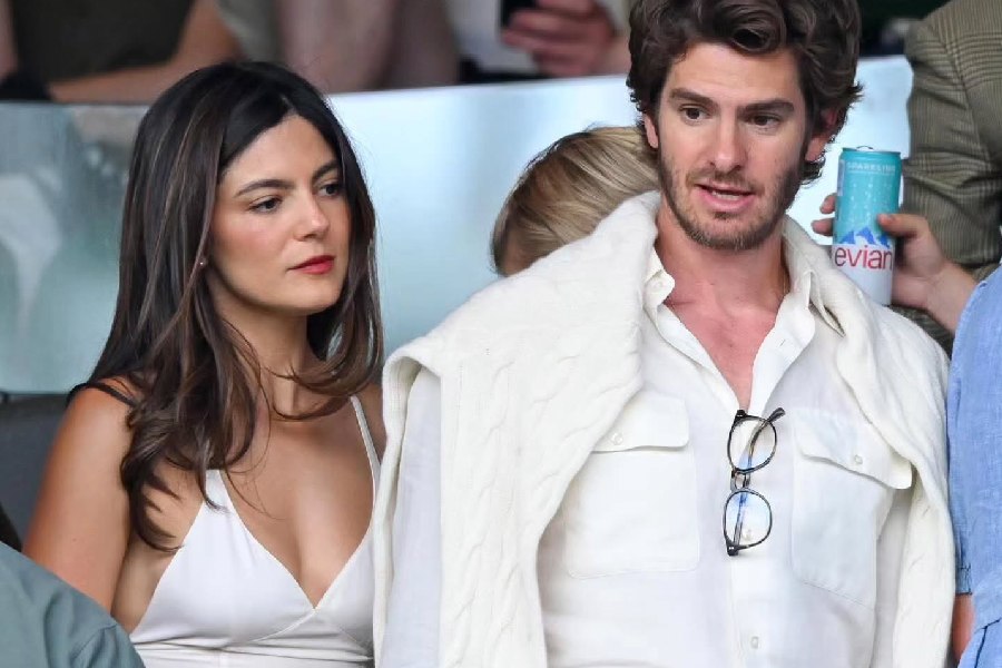 (left to right) Monica Barbaro and Andrew Garfield