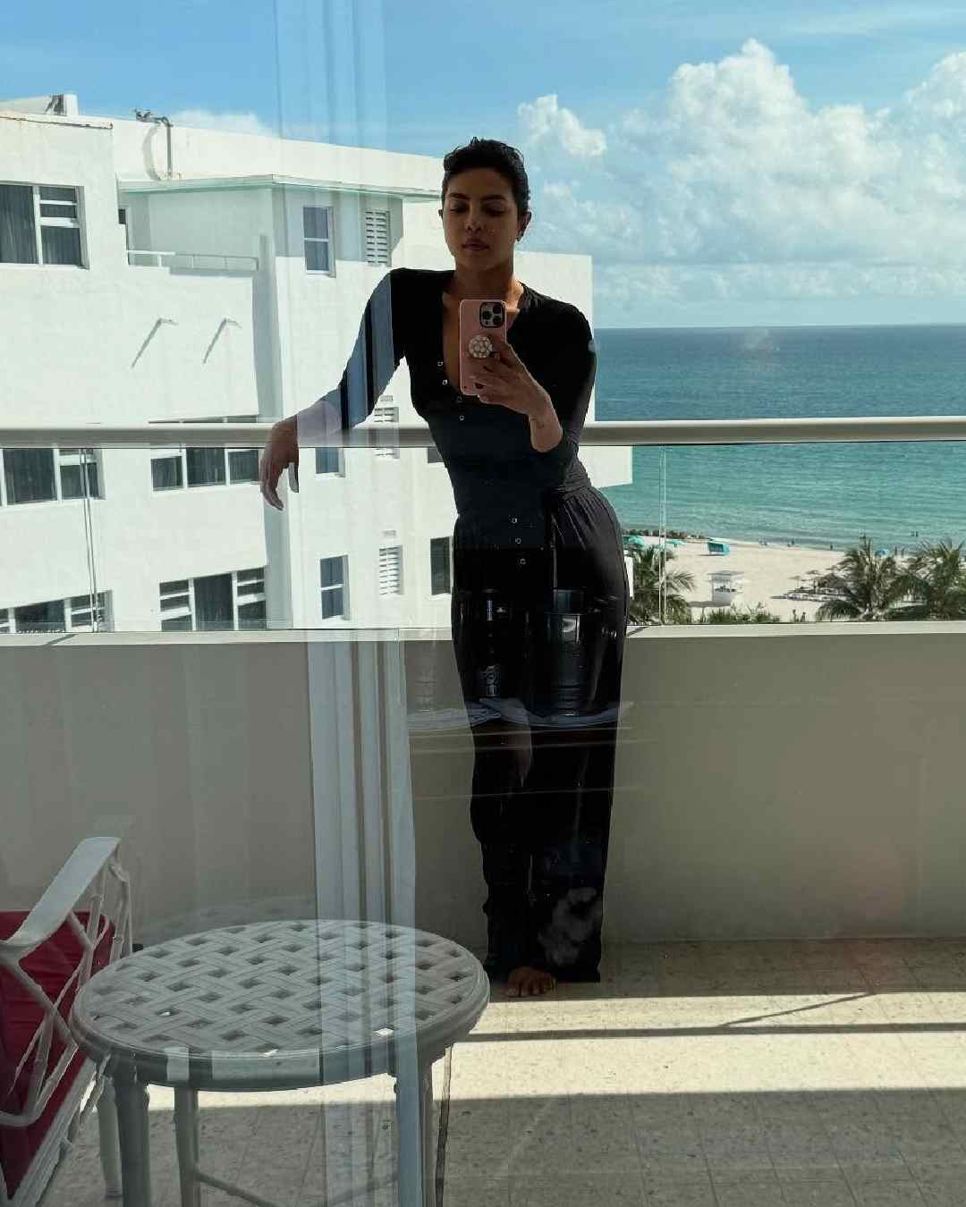 The 42-year-old actress posed for a mirror selfie in an all-black outfit during her vacation. Priyanka has been garnering praise for her stellar portrayal of MI6 agent Noel Bisset in Ilya Naishuller’s latest Prime Video spy thriller series Heads of State