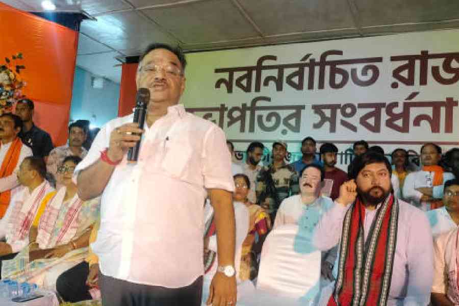 Samik Bhattacharya addresses BJP workers at Gunjabari in Cooch Behar district on Tuesday. Picture by Main Uddin Chisti