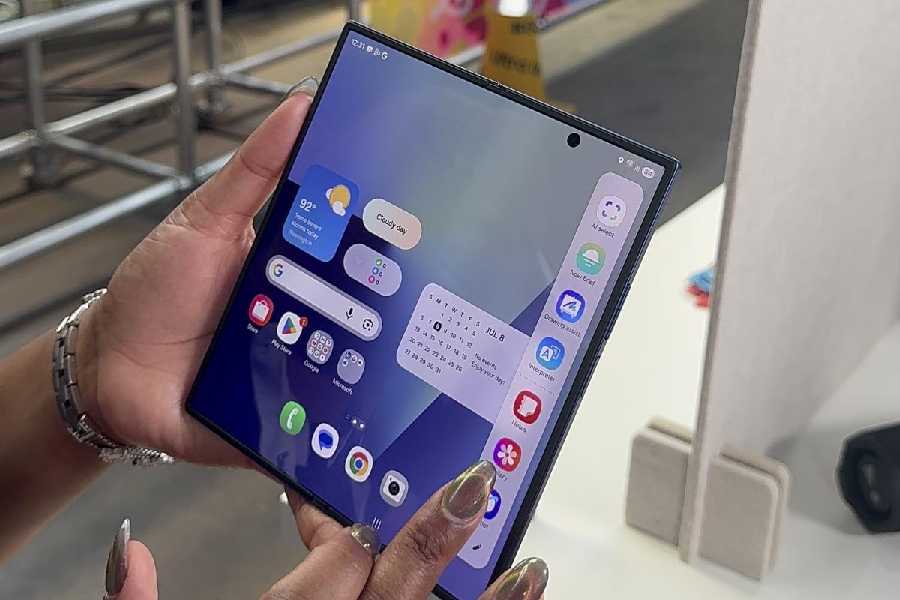 When it comes to multitasking, Galaxy Z Fold7 has the display size as well as software chops to get things done