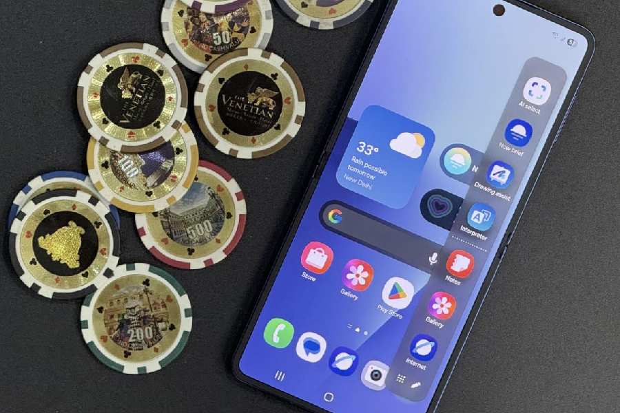 The phone has a bright display with close integration with Google