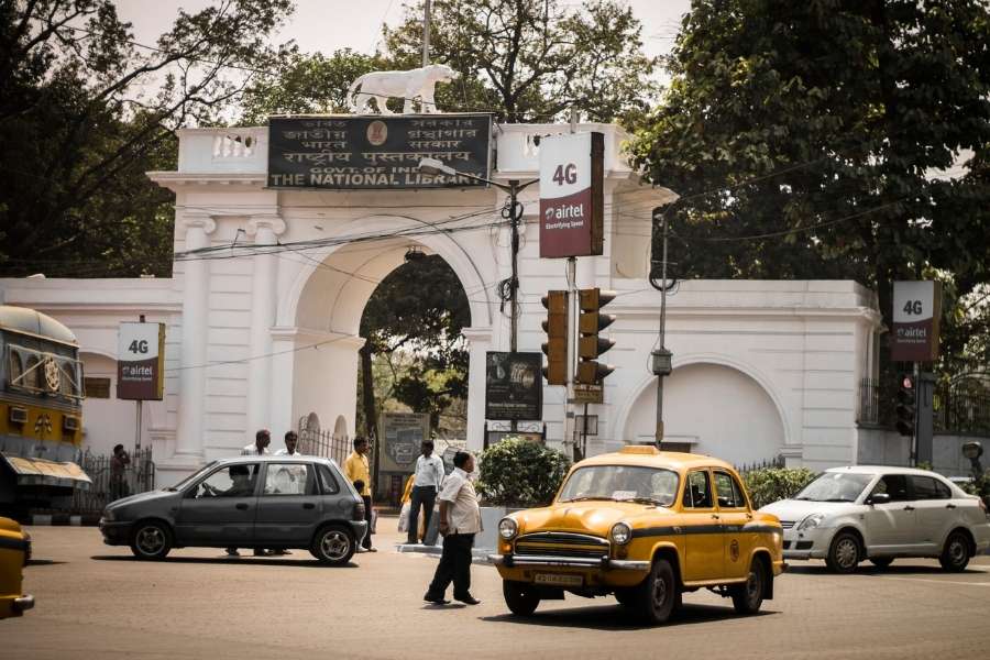 The Alipore Zoo sits directly across the road, while (above) the National Library is just 350 metres away