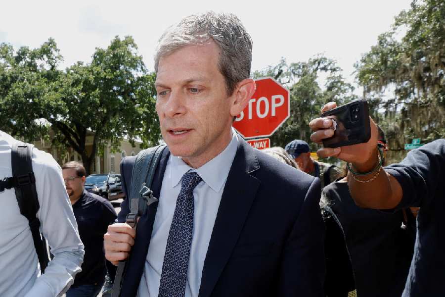 David Oscar Markus, an attorney for Ghislaine Maxwell, talks with the media as he leaves the meeting his client had with Department of Justice officials at the Federal Courthouse in Tallahassee, U.S., July 24, 2025.