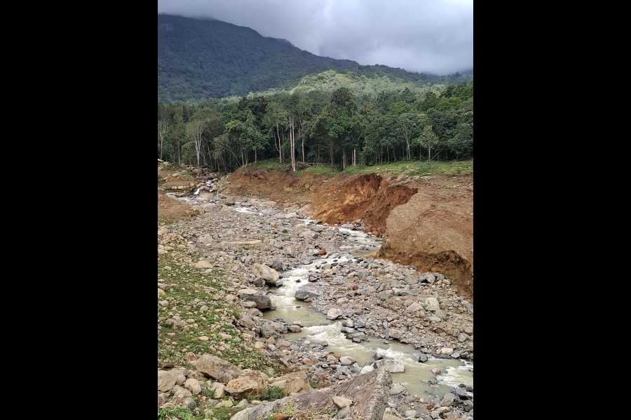 Quite flows the Punnapuzha river amid the landslide affected areas where scores of houses remained there once upon a time. Post the landslides, the river has not been flowing in its right course