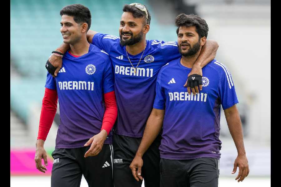India's captain Shubman Gill, Akash Deep and Shardul Thakur during a training session