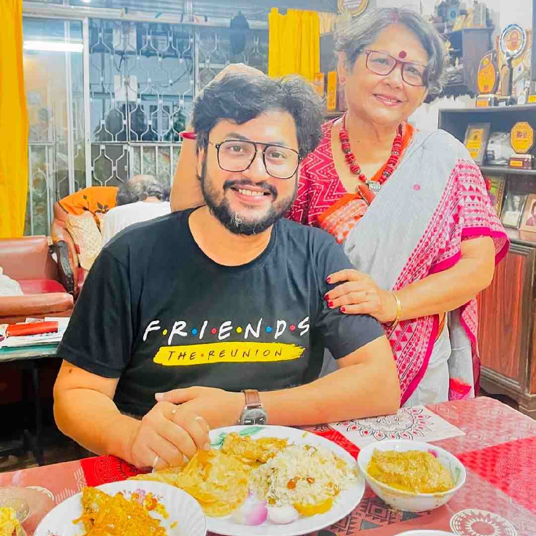 Filmmaker Ratool Mukherjee shared photos of dishes prepared by his mother-in-law. He also dropped a photo of his wife, actress Rupanjana Mitra, from the festivities. 